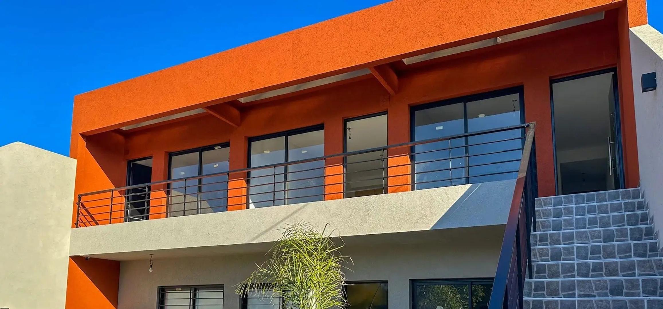 España 2200, Piso 1