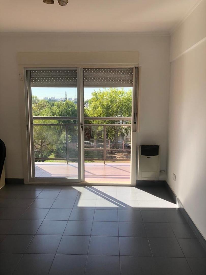 DEPARTAMENTO 4 AMBIENTES