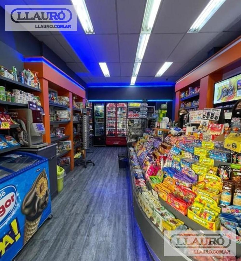 Local en Venta en Barrio Norte, USD 380.000