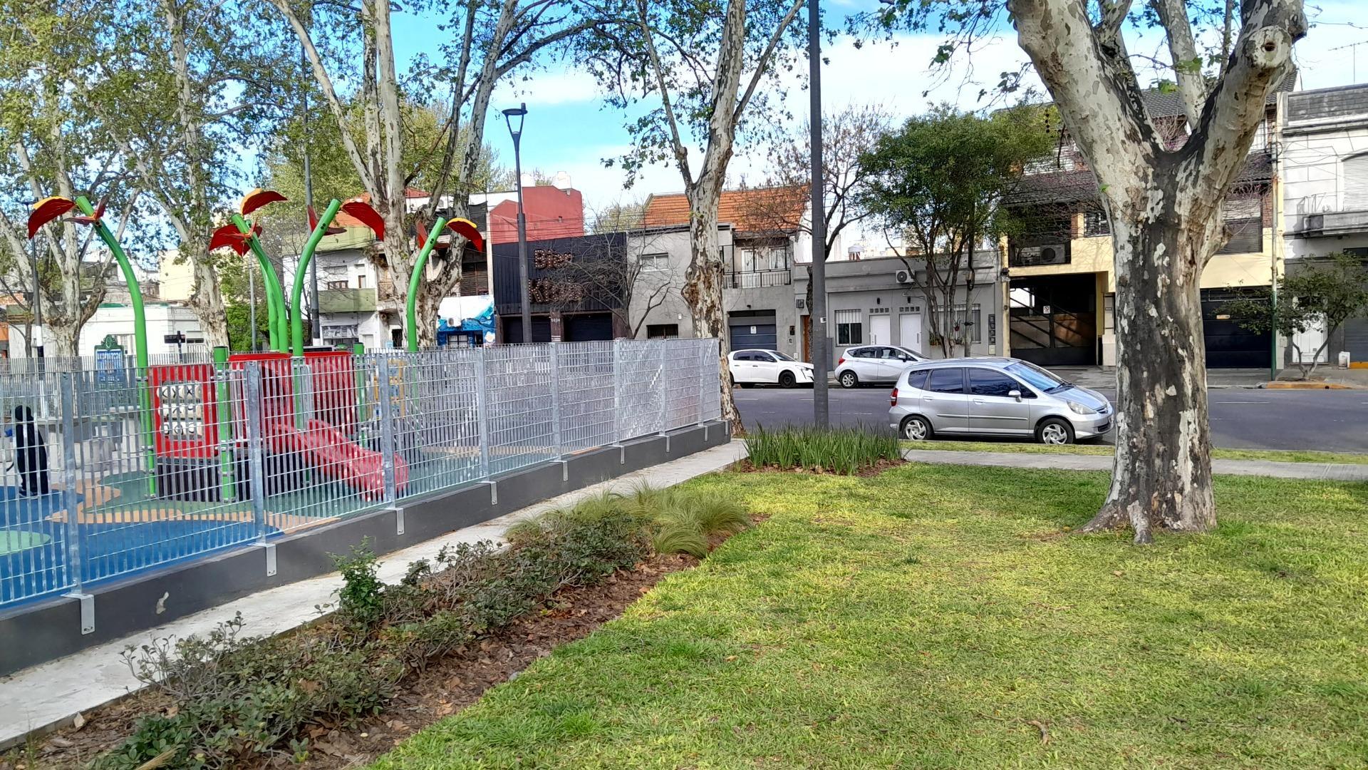 Depto Tipo Casa en Alquiler en Floresta Norte, $ 980.000