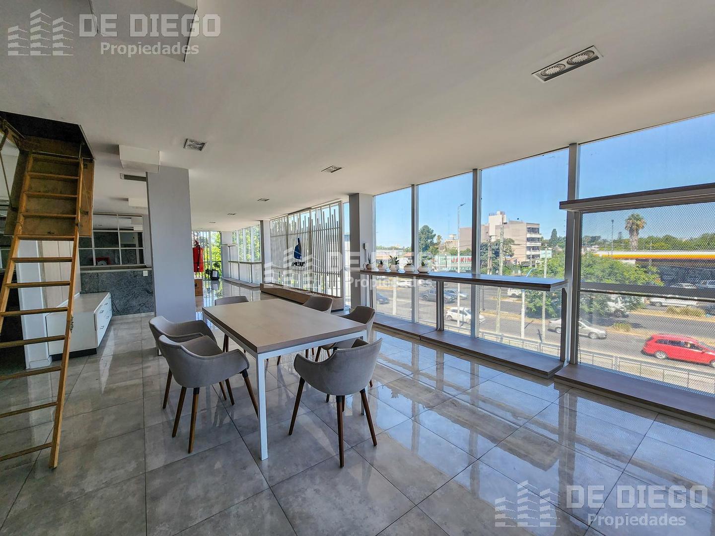 Av Bernabé Marquez al 2400