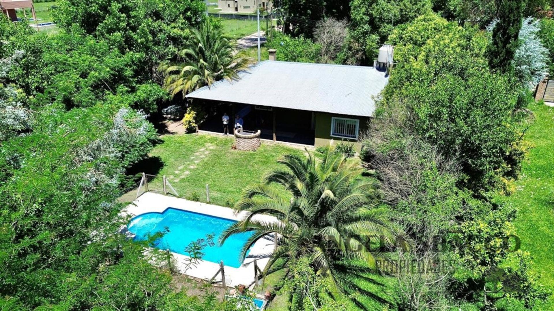 Ayacucho, Los Pinos.