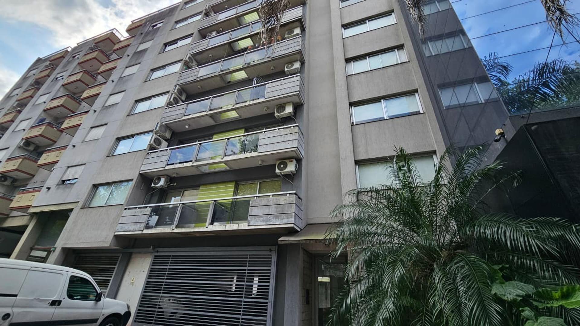 Departamento 2 ambientes- Venta Moron