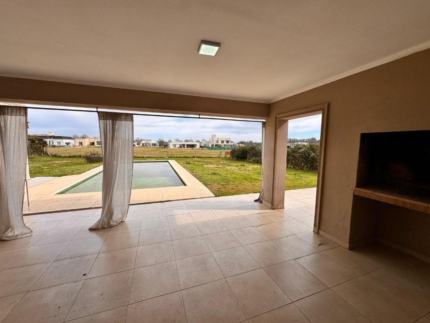 Casa en Venta de 4 dormitorios