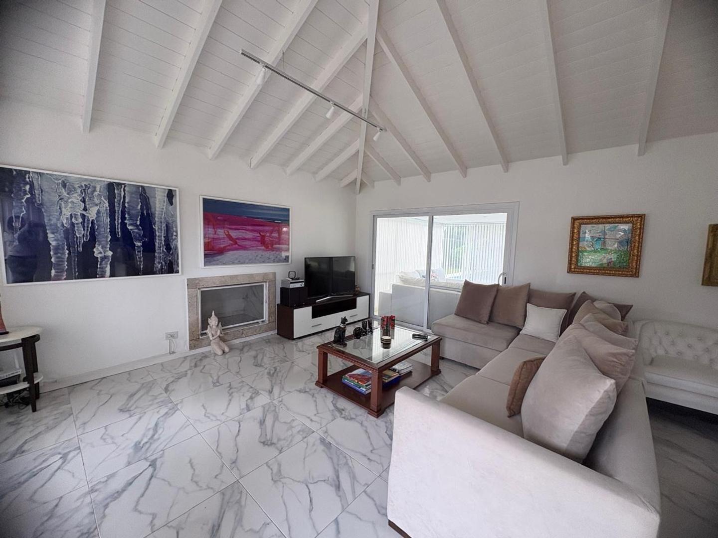 CASA EN VENTA HARAS SANTA MARIA