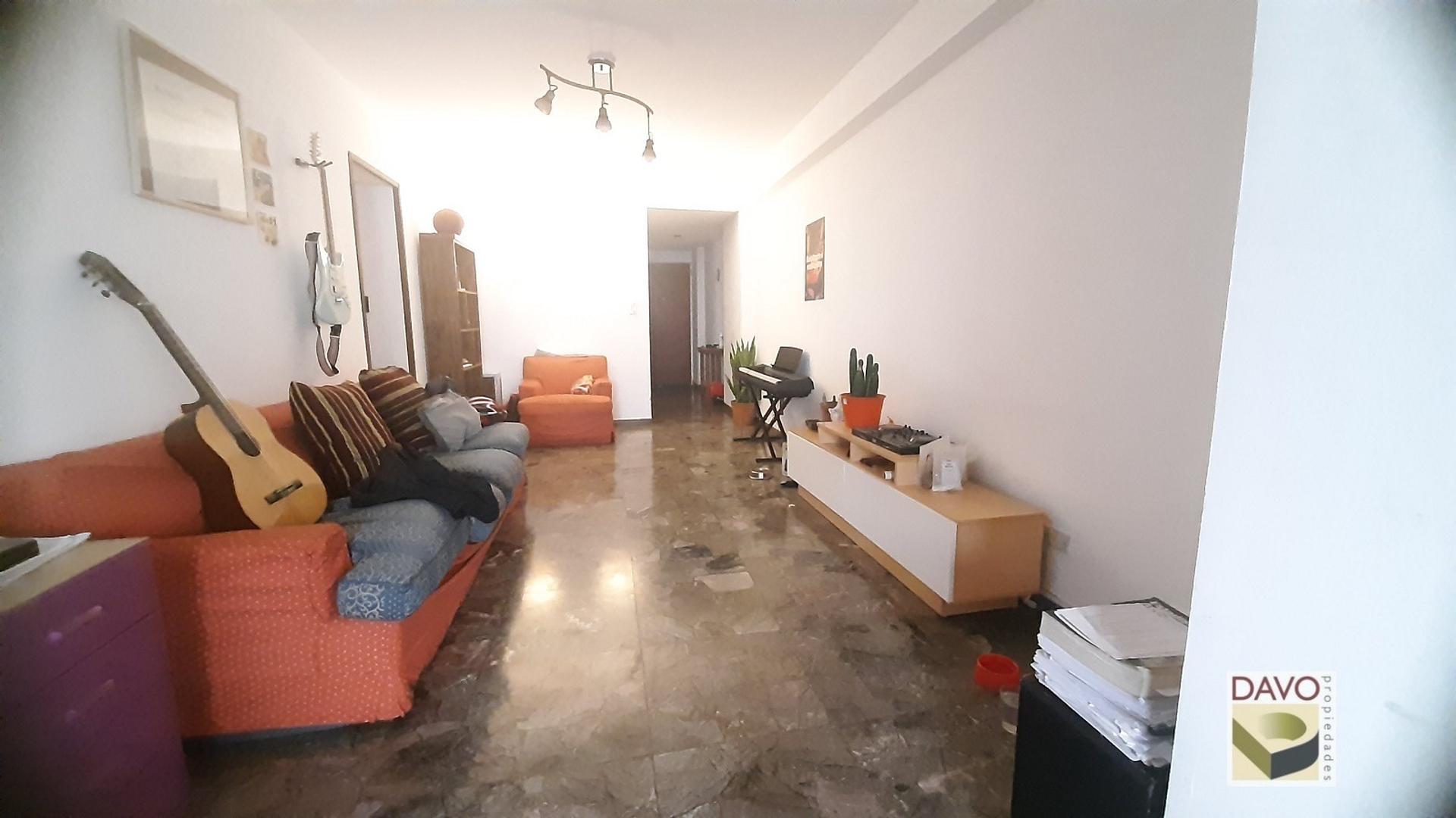 Excelente 4 ambientes con jardín y parrilla