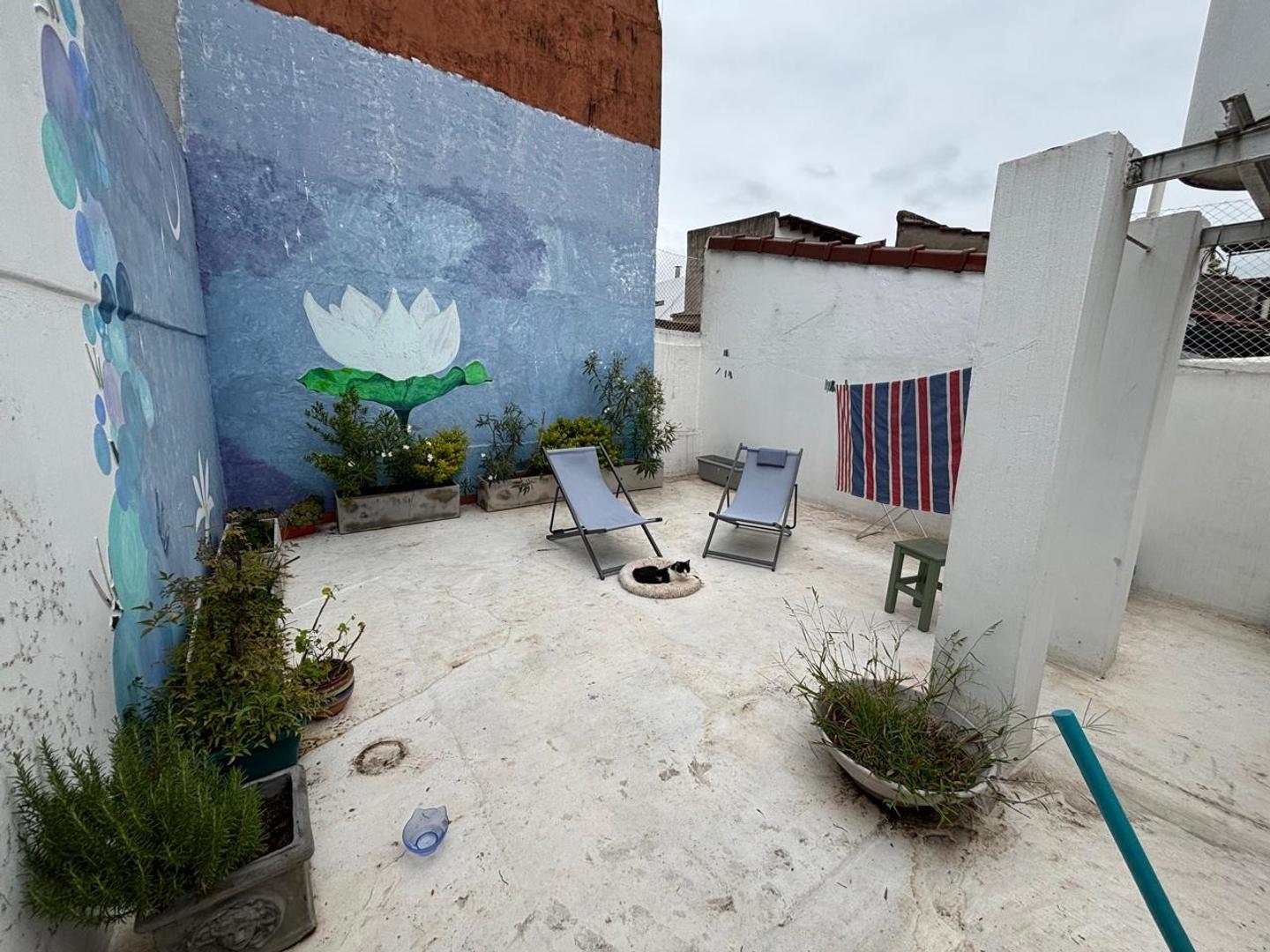 Lavalle 1900, Piso pb