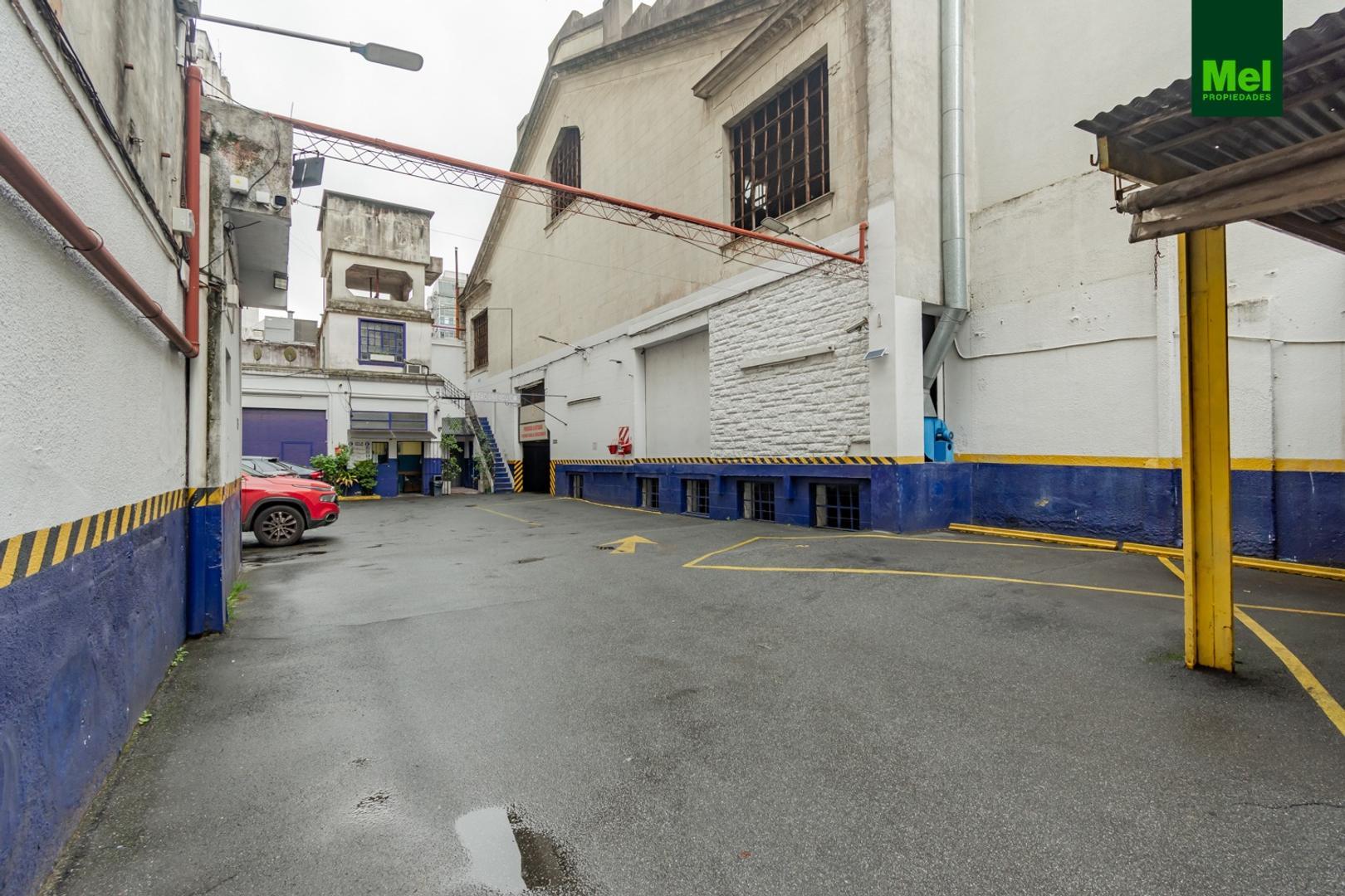 Galpon en Venta en Caballito, USD 850.000