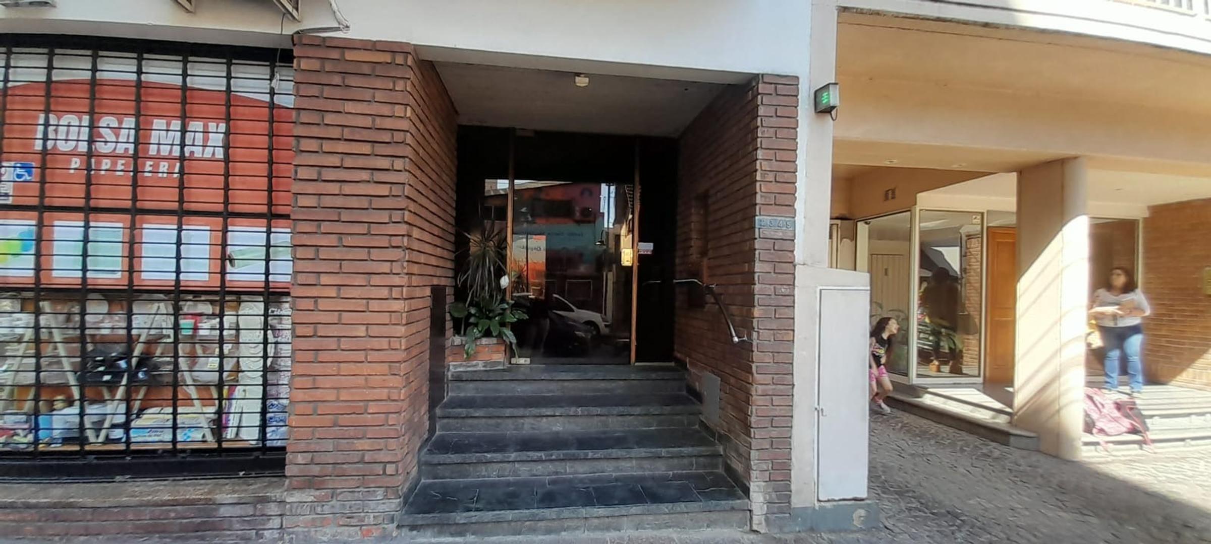 Juan De Garay 2345 , Piso 1