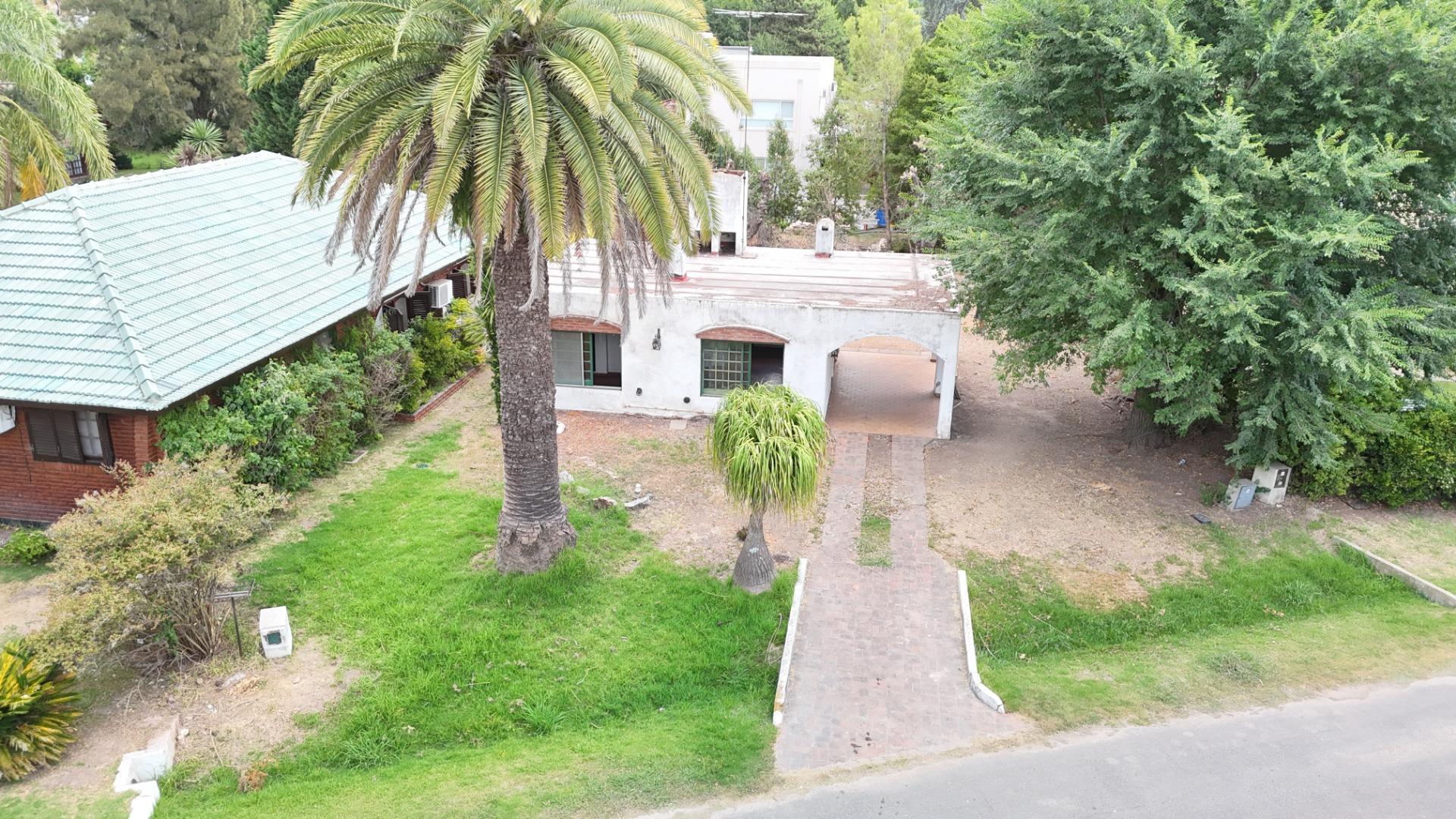 CASA EN VENTA - EL BOSQUE