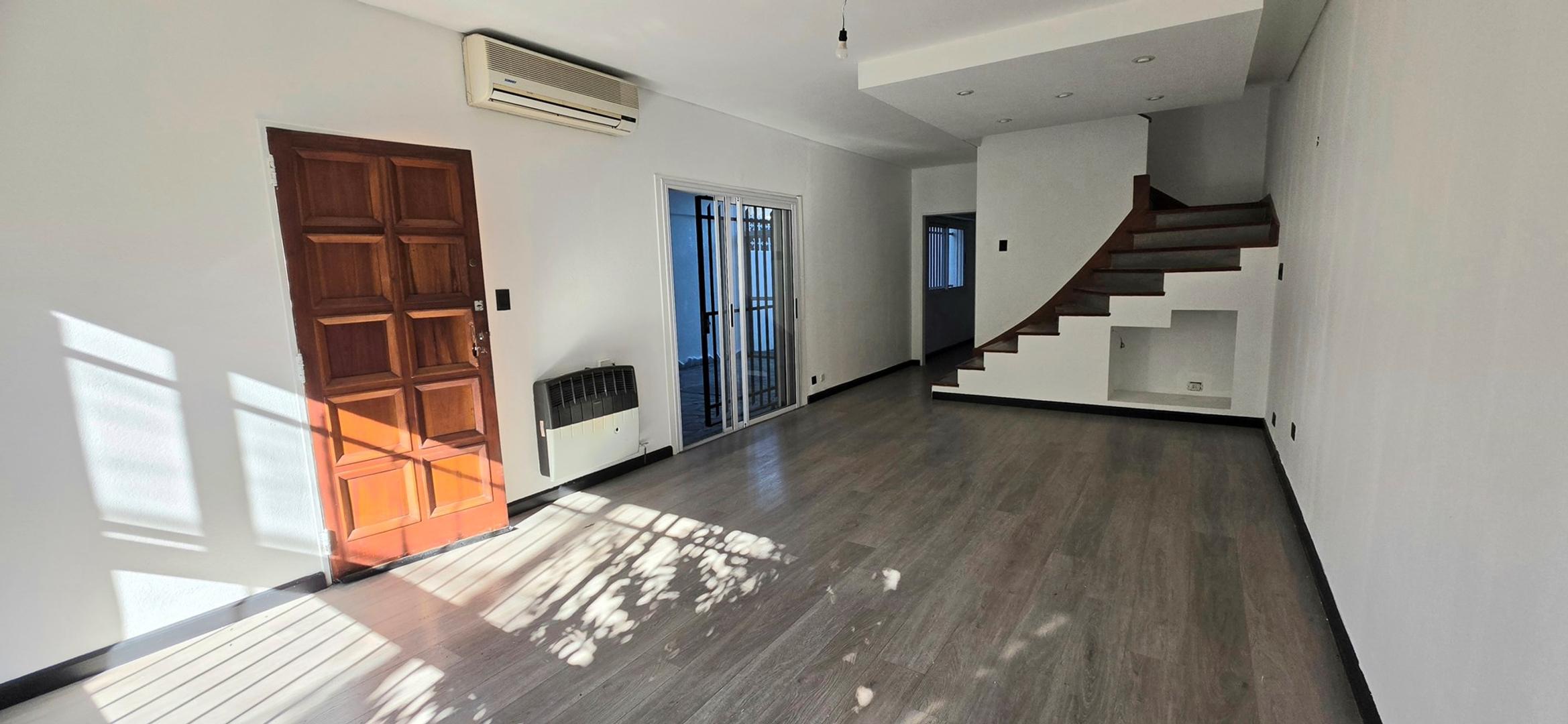Casa en Alquiler en Martinez, USD 2.000