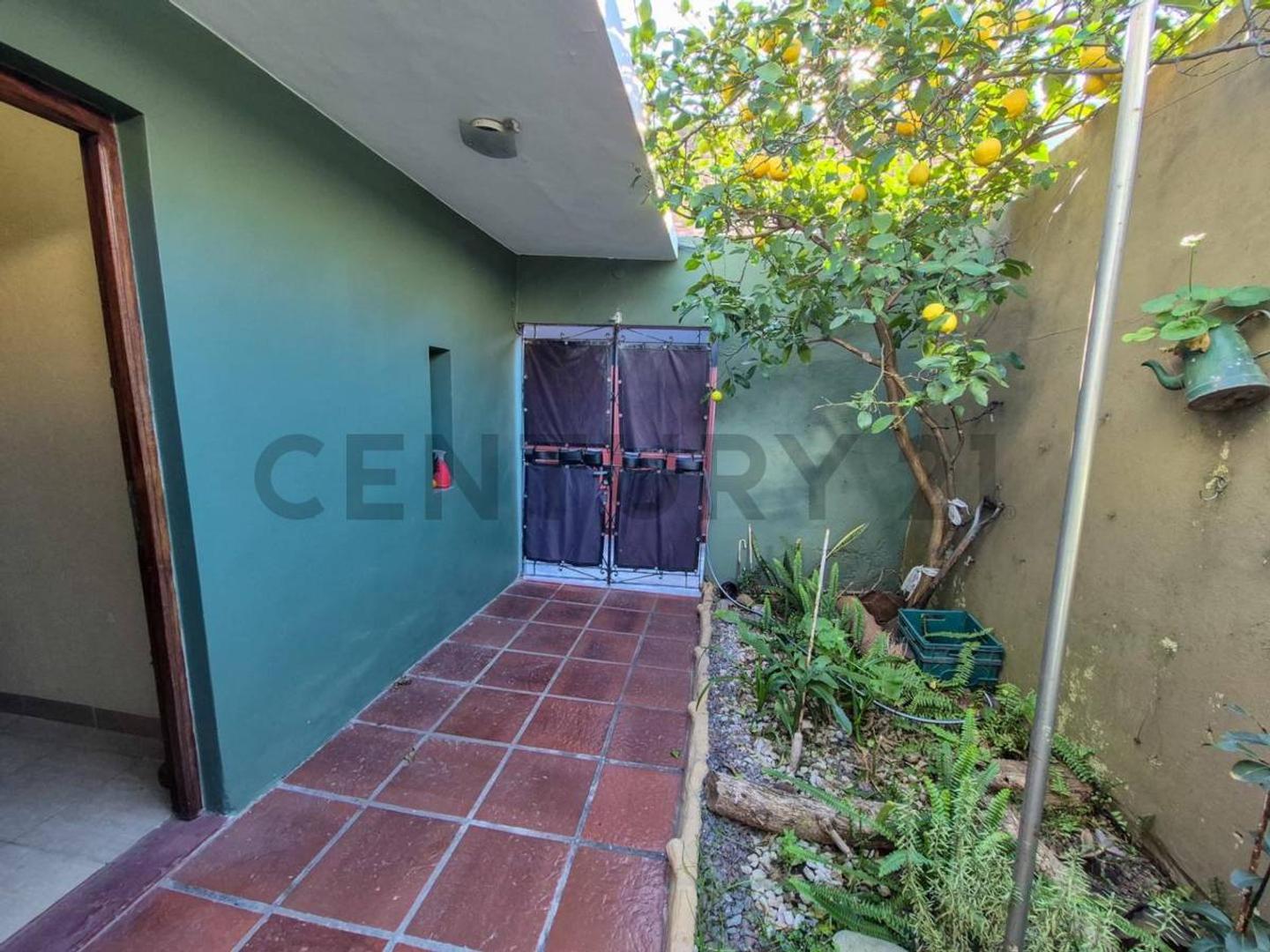 Dardo Rocha 1500, Piso 0