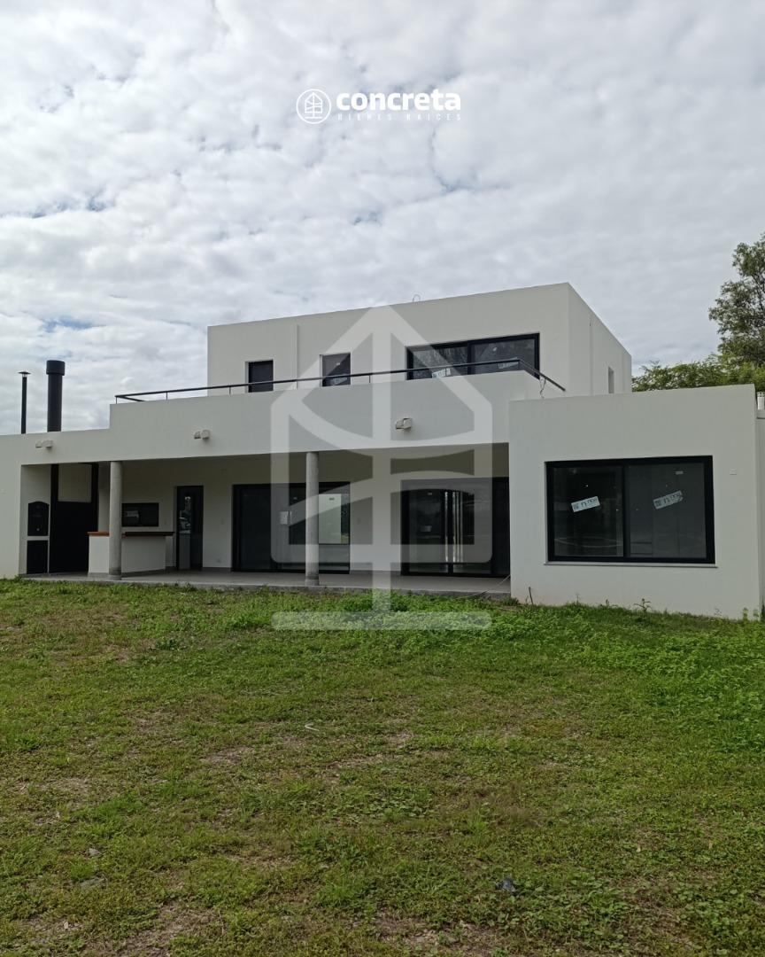 Casa en Venta en Praderas De San Lorenzo, USD 390.000