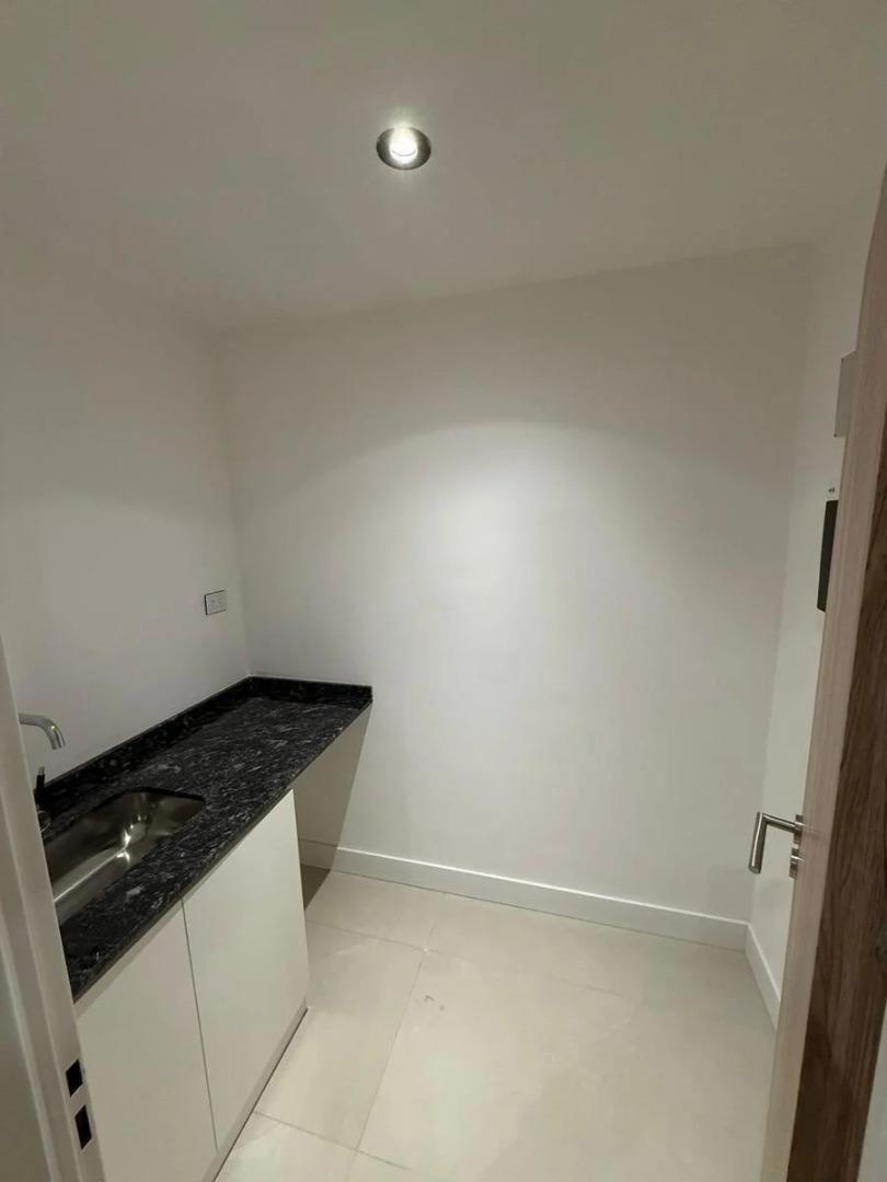 Departamento en Alquiler de 4 dormitorios