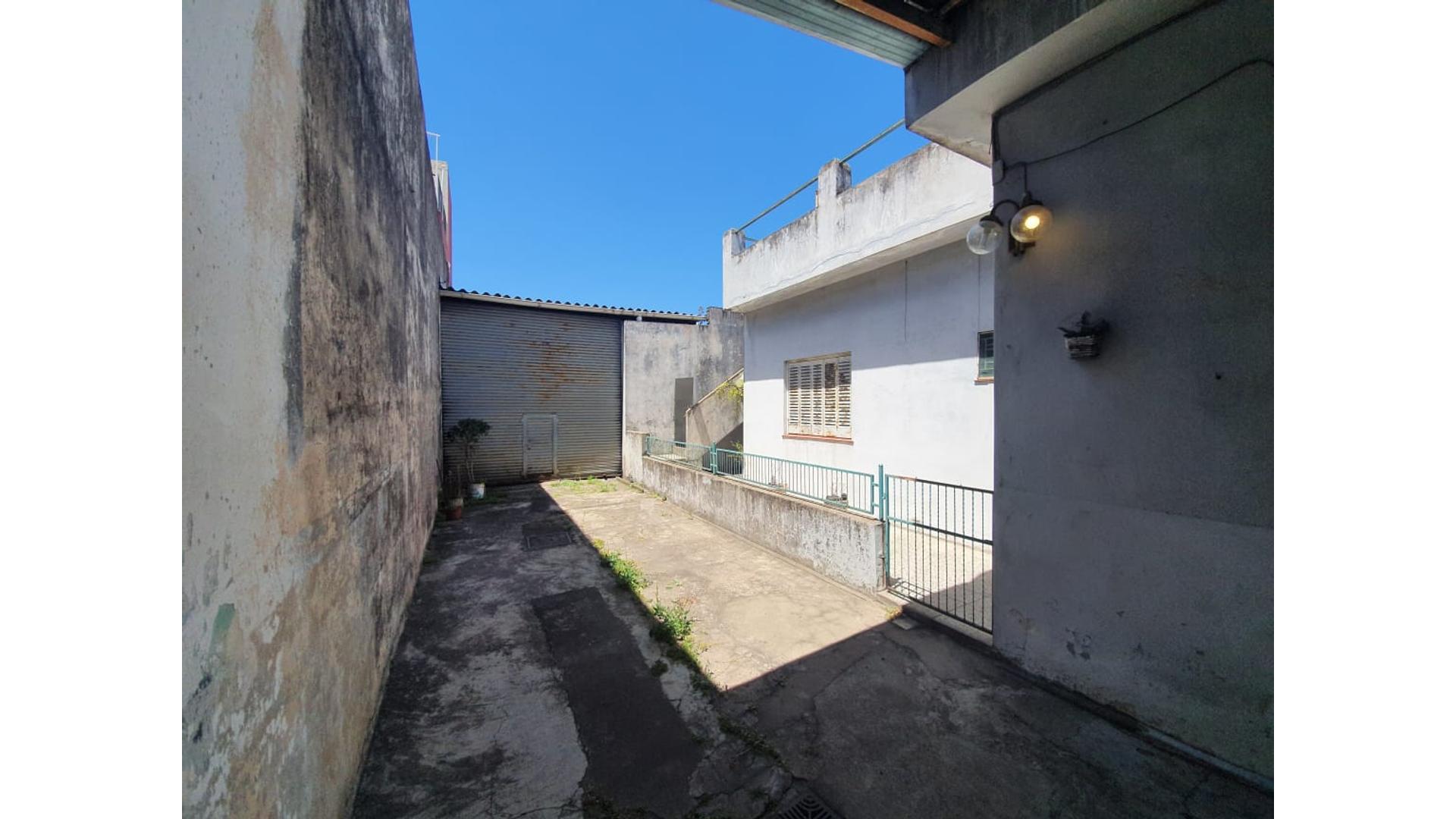 Depto Tipo Casa en Venta en Lanus Oeste, USD 100.000