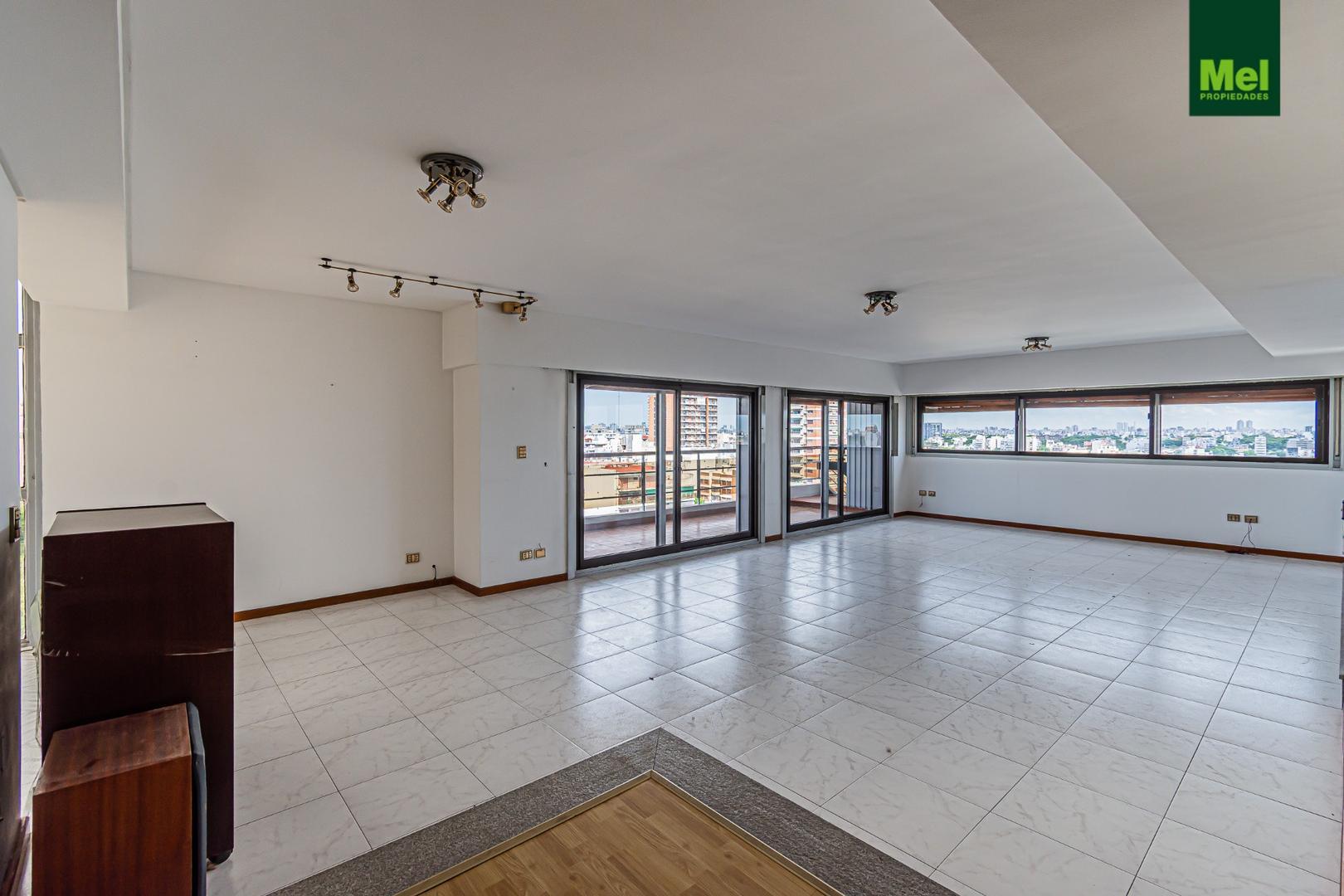 Departamento en Venta de 4 dormitorios