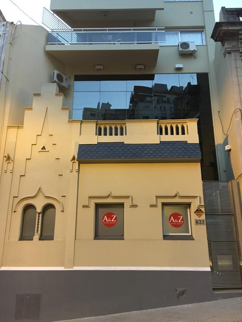 Buenos Aires 600, Piso 1