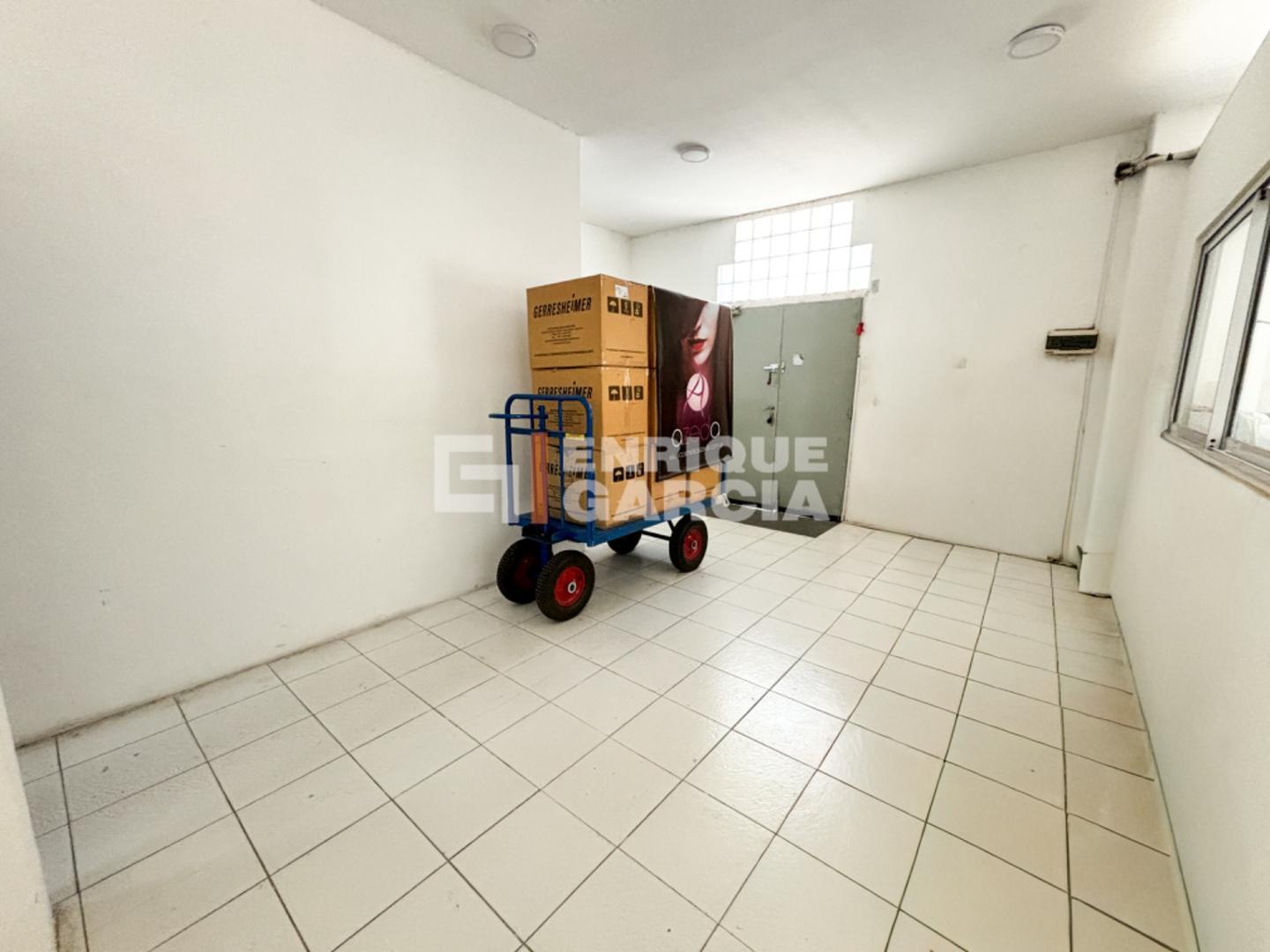 Local en Alquiler 50 años