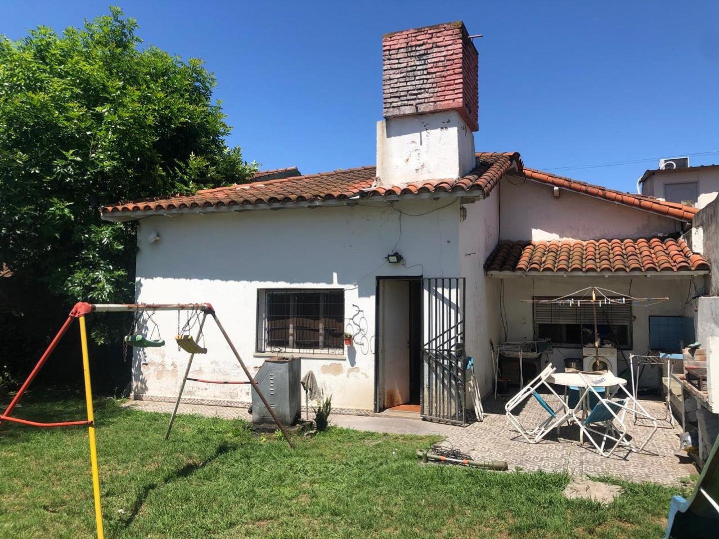 Chalet 4 Ambientes - Hurlingham (parque Johnston)