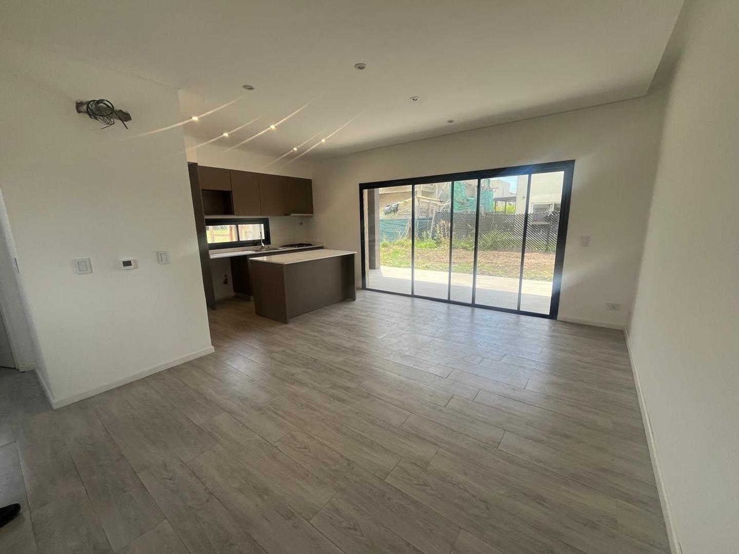 Casa en venta (duplex) Spring Park Pilar - CUAN PROPIEDADES