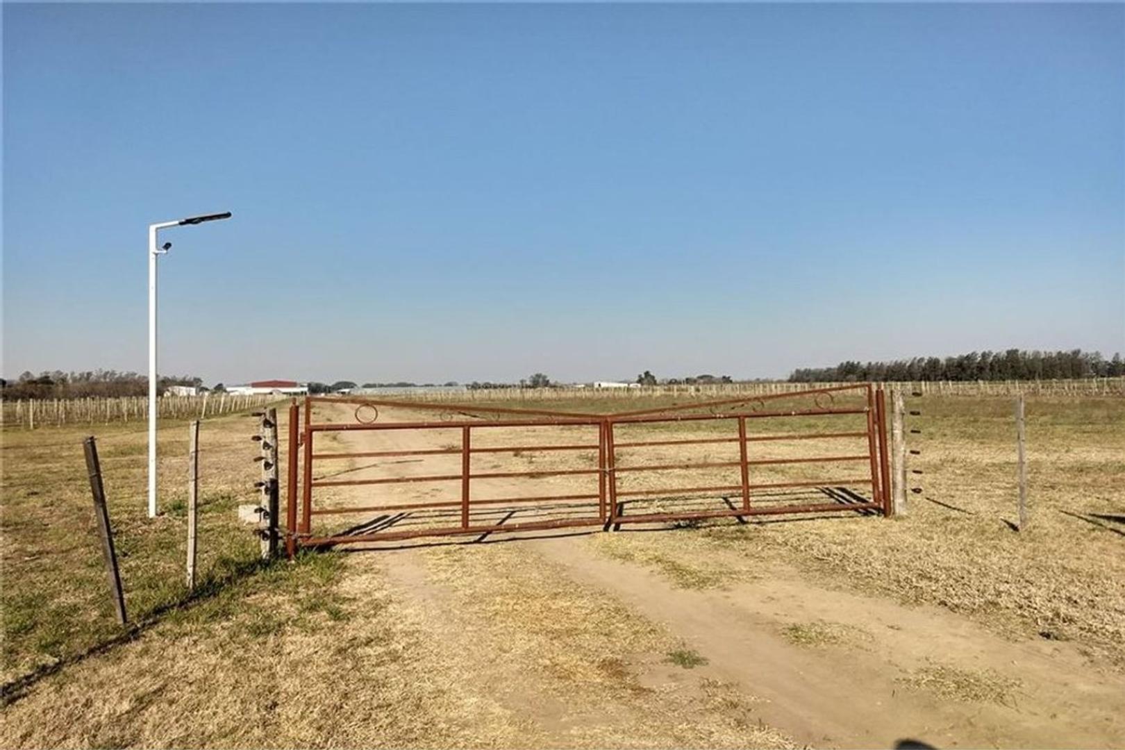 VENTA/ TERRENO ESQ./ LOTEO LOS TEROS/ BELLA ITALIA