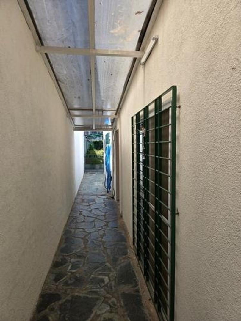 Leopoldo Lugones 700