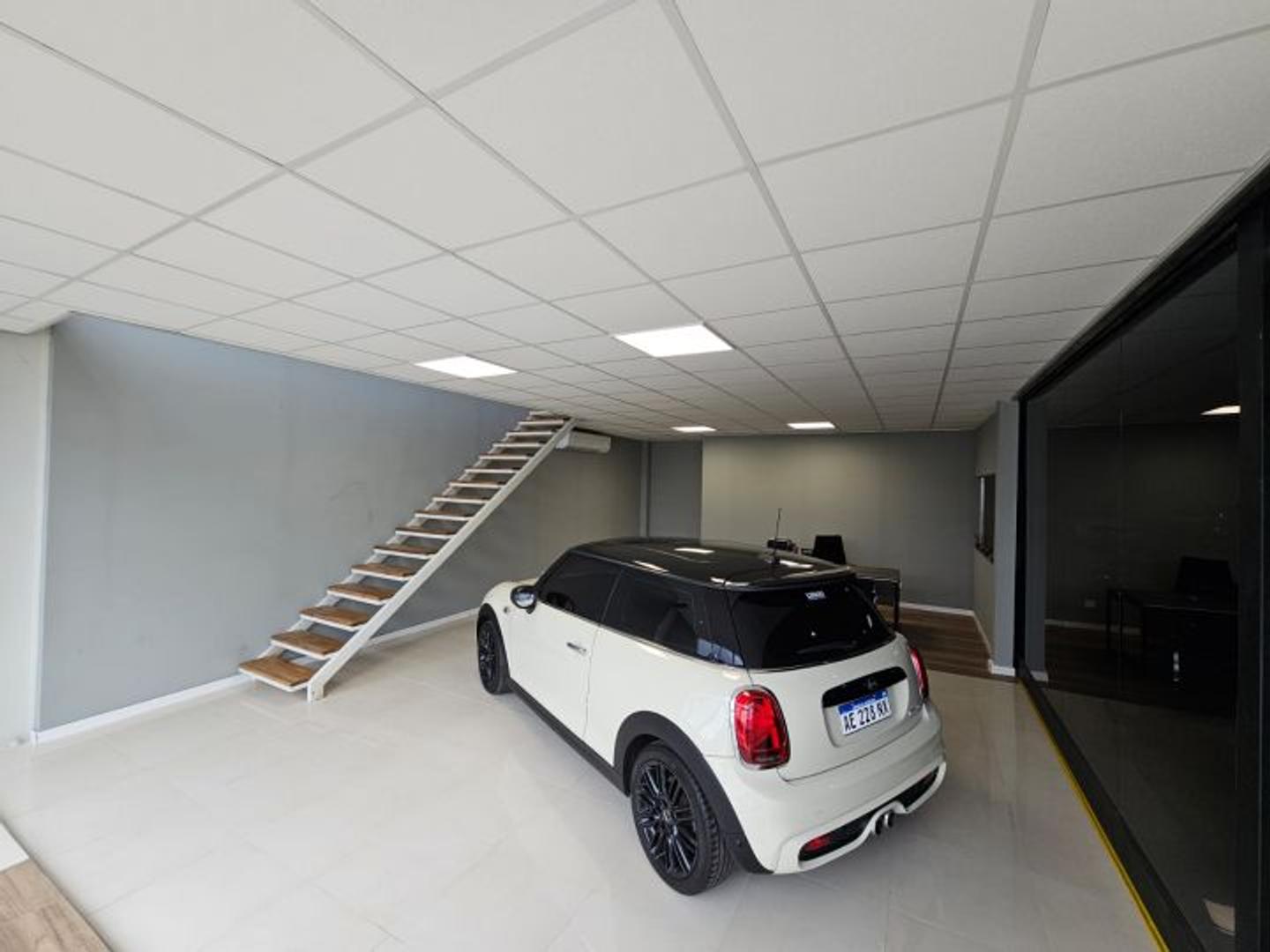 Galpon en Alquiler 50  mts Frente