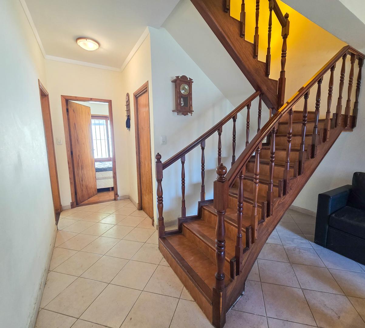 Perez Bulnes y William Morris, Punta Mogotes a 400 mtros de la costa.