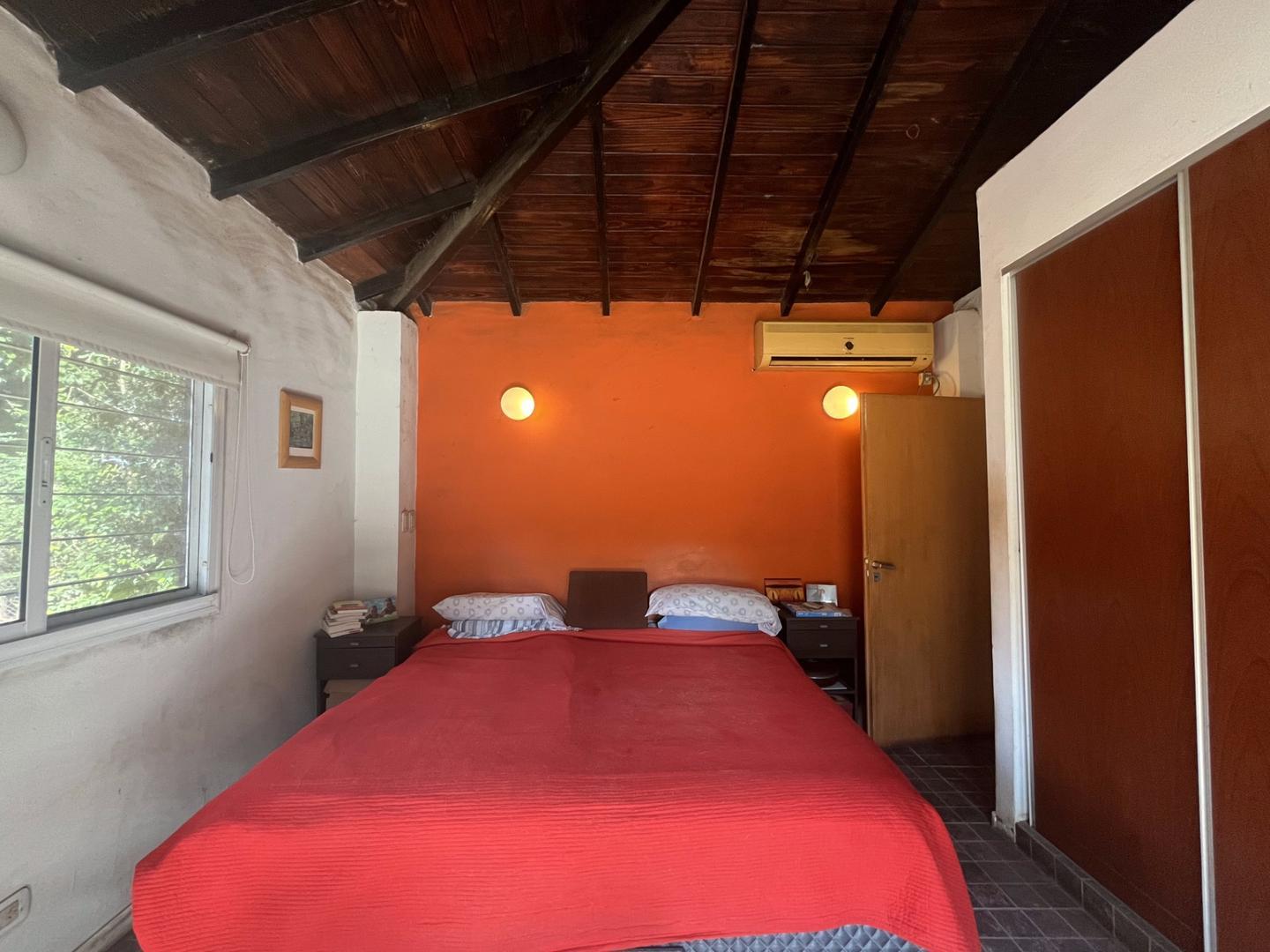 Venta de casa con pileta TORTUGUITAS