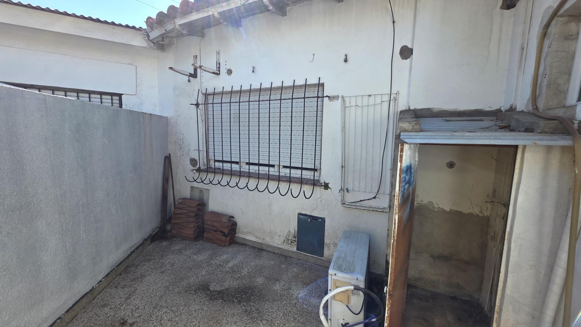 Chalet 3 ambientes - castelar norte