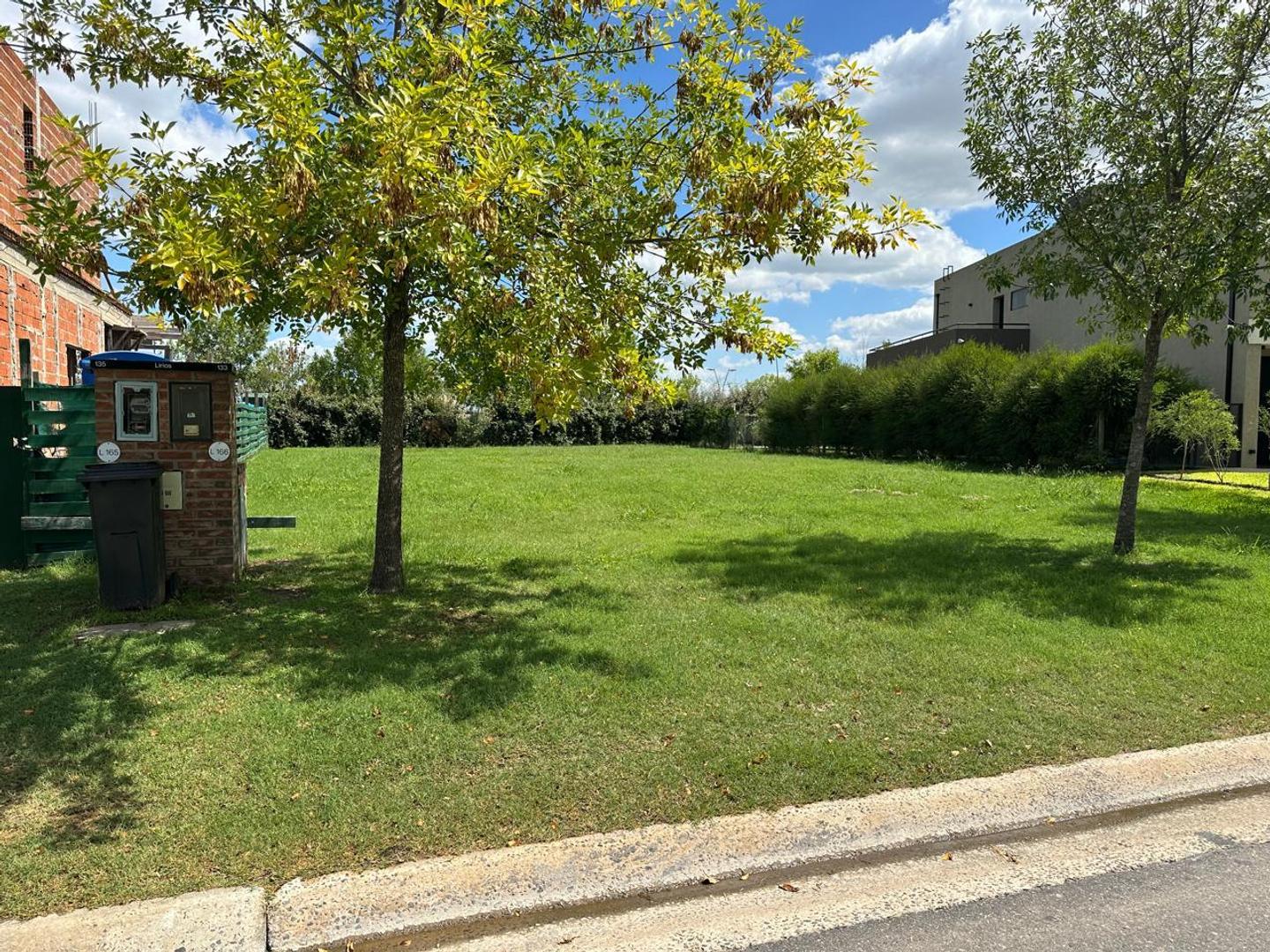 BARRIO ARAUCARIAS 100