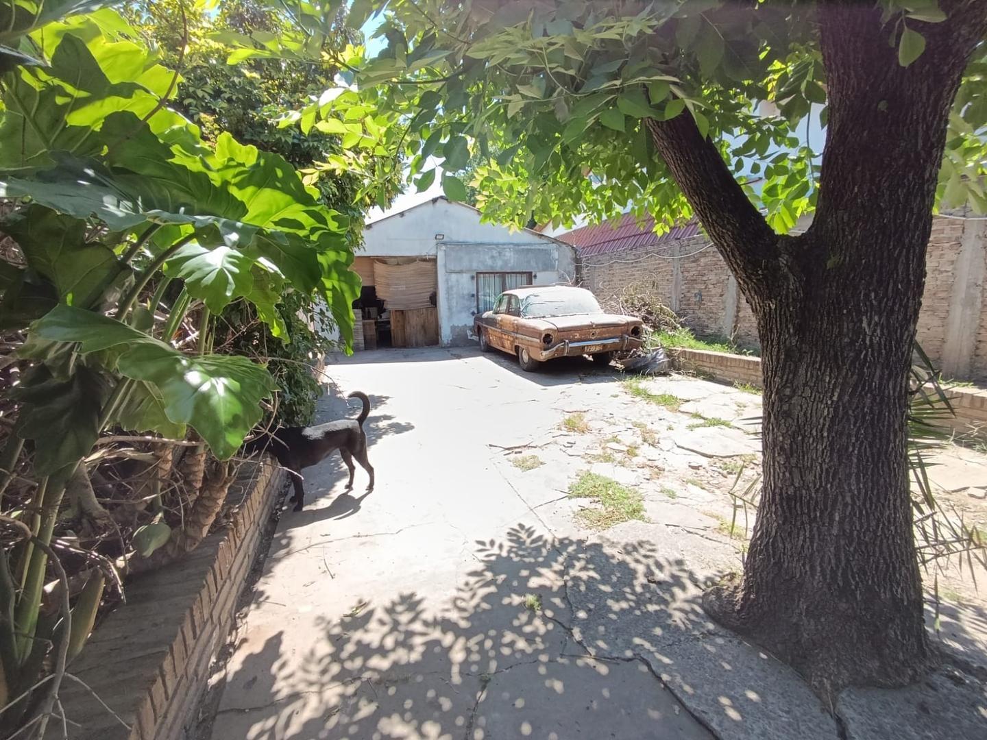 Casa a renovar con mucho potencial de 3 ambientes