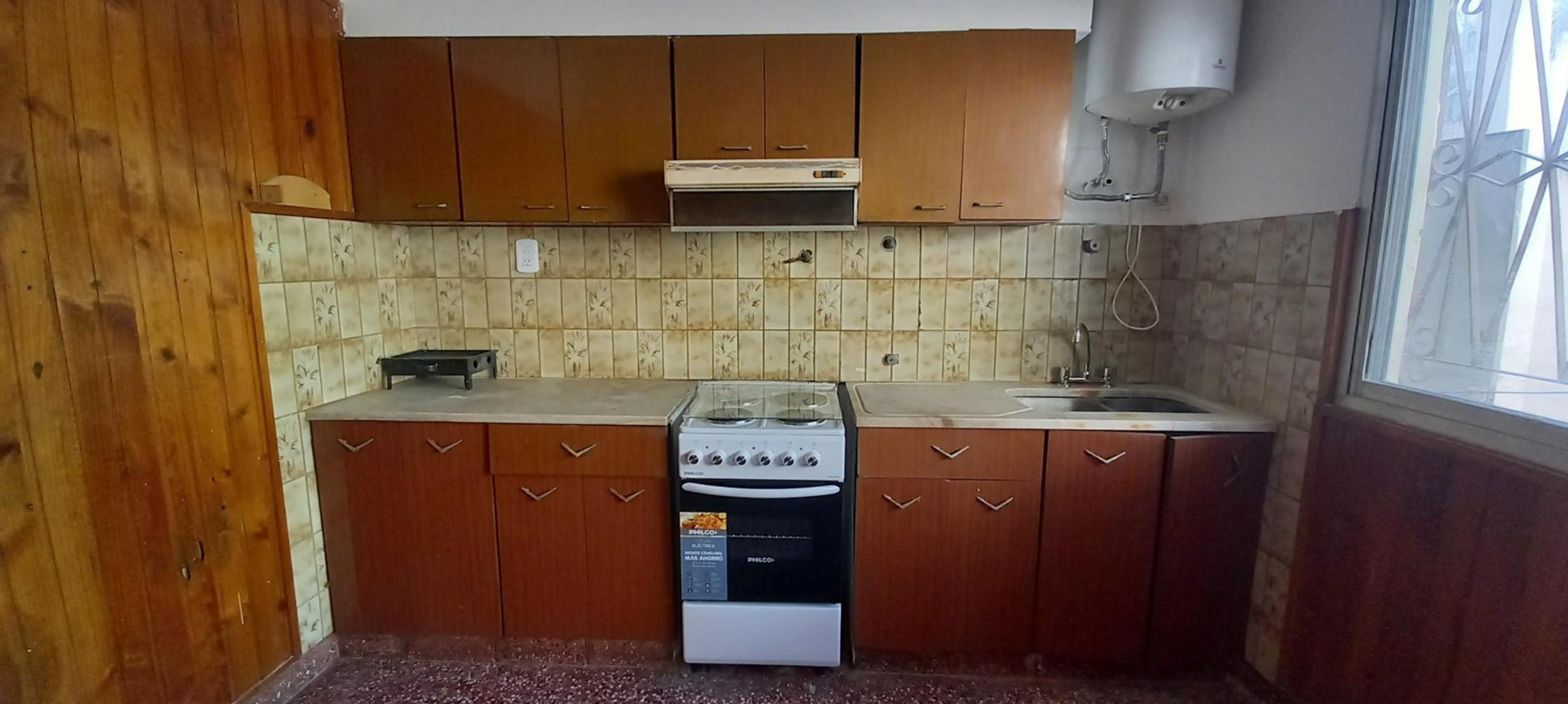 Casa en Venta con 4 cocheras