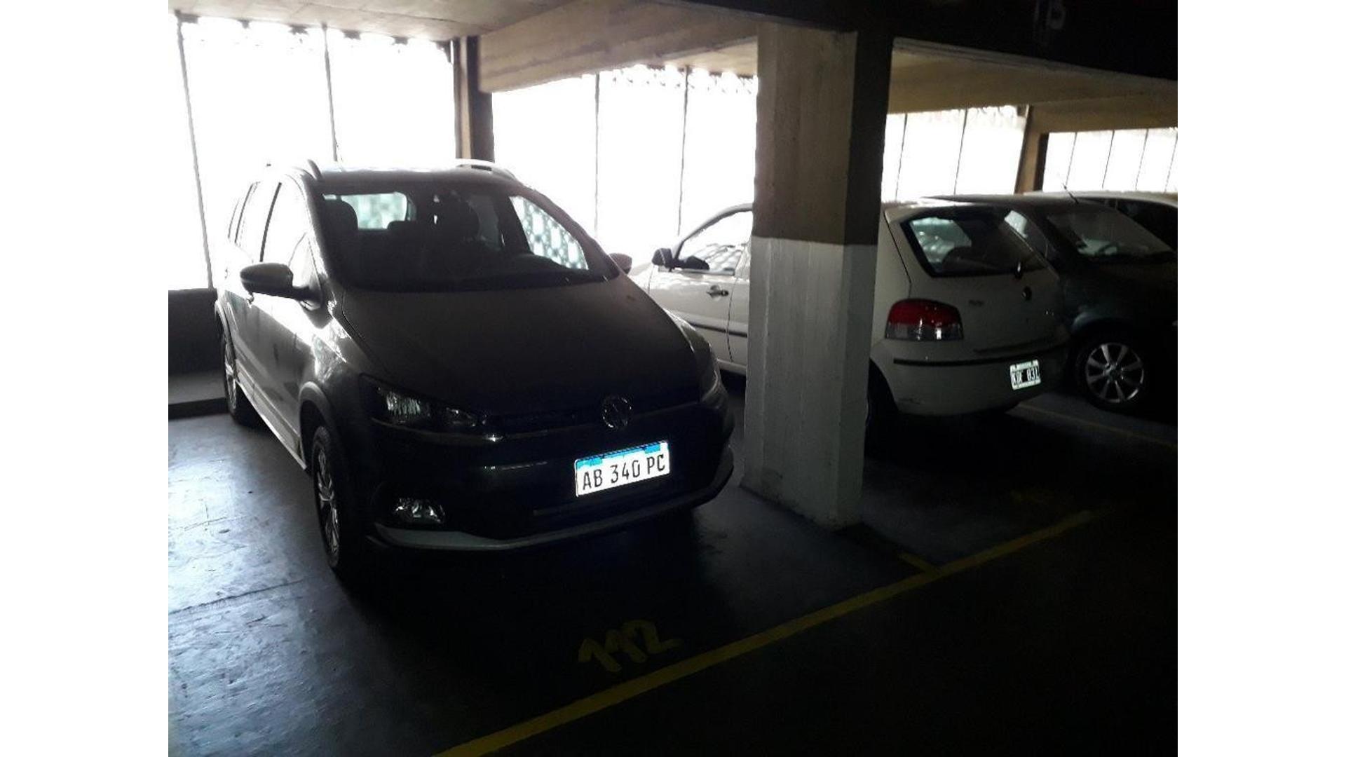 E Echeverria 2600 , Piso ech