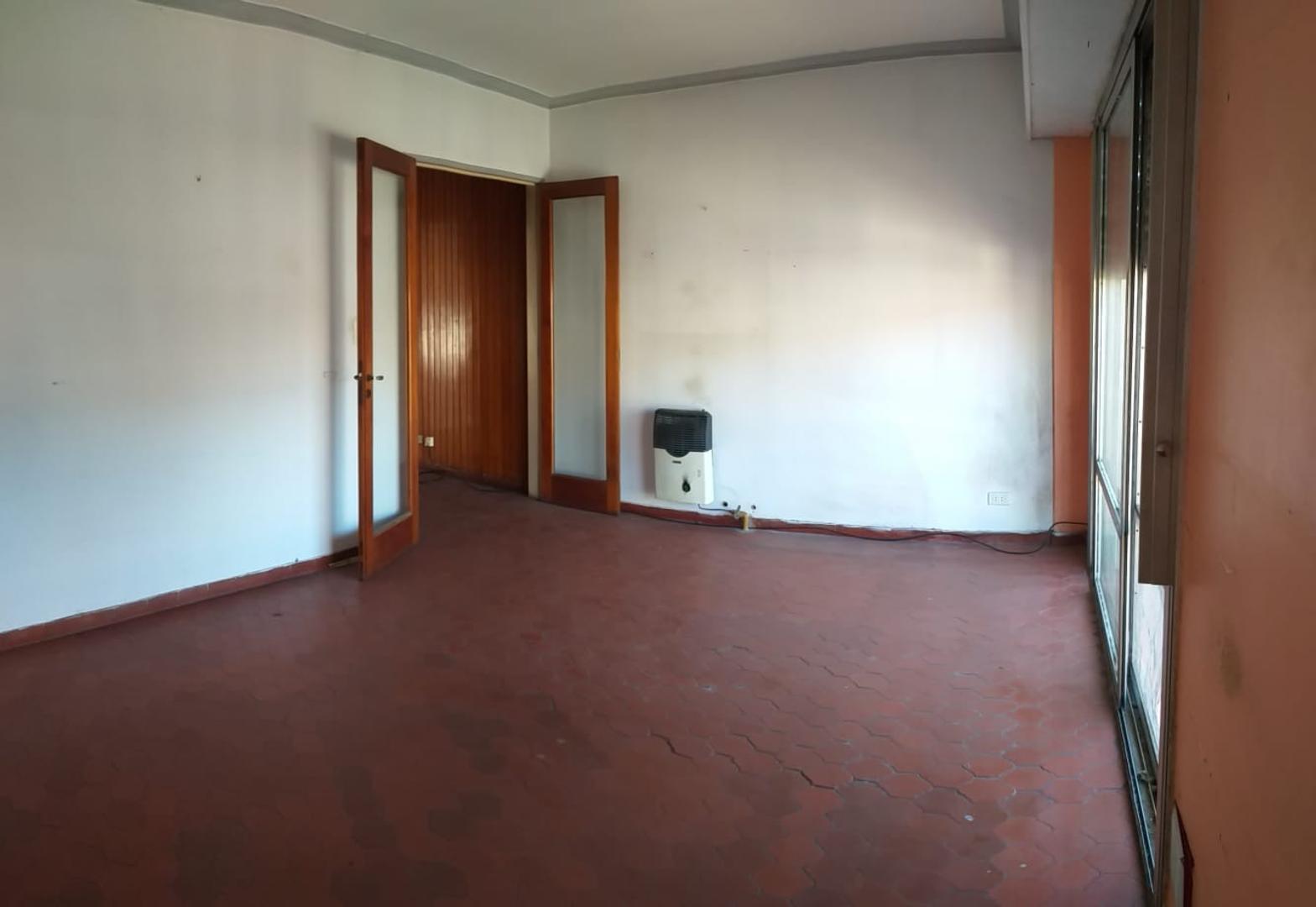 Depto Tipo Casa en Venta en Olivos, USD 150.000