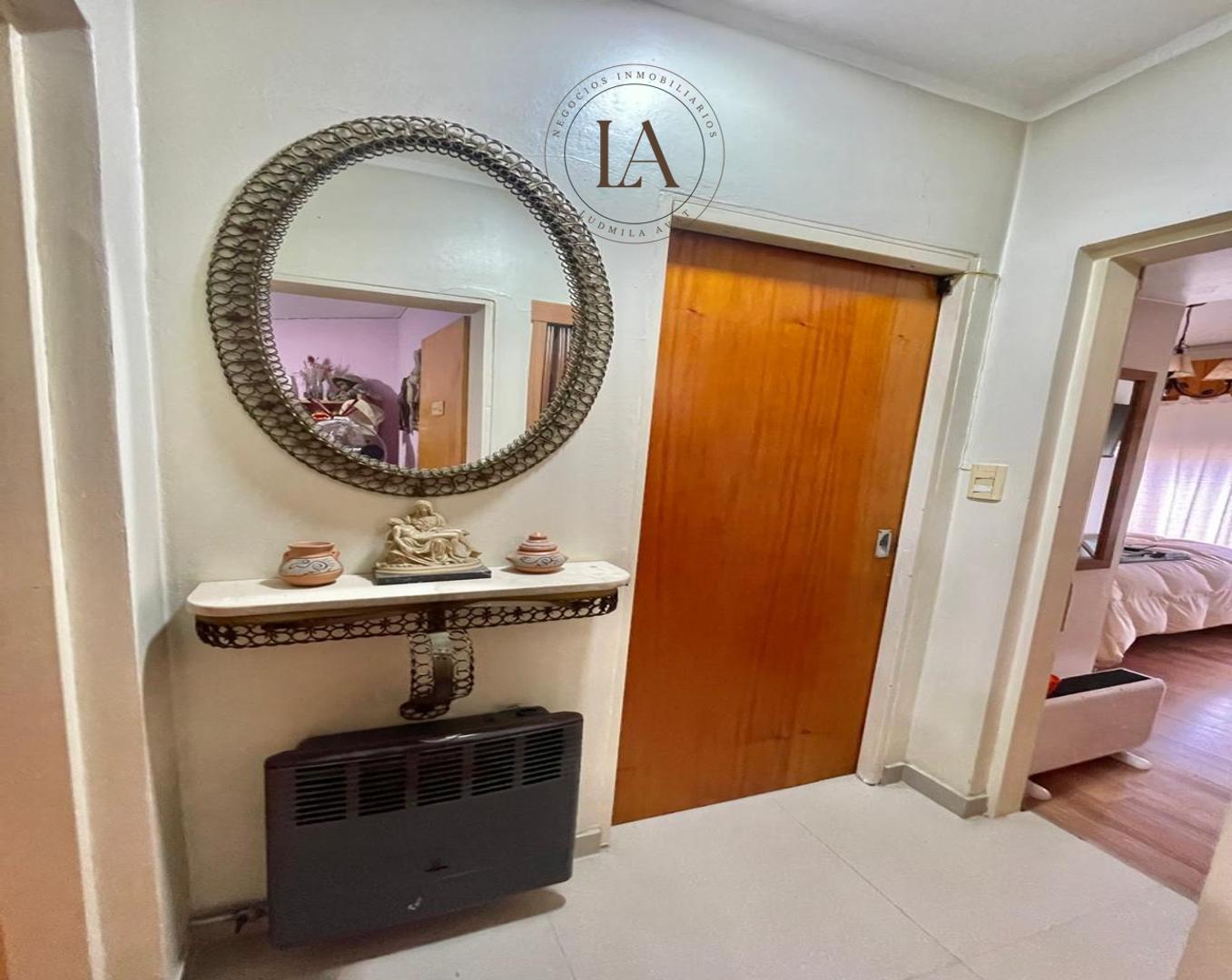 Casa en Venta con 4 cocheras