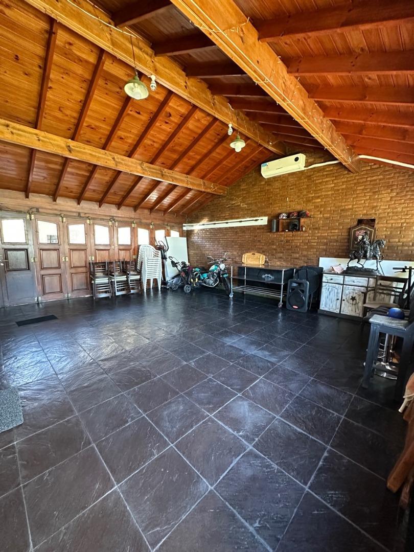 Casa en Venta en Lomas De Zamora, USD 550.000