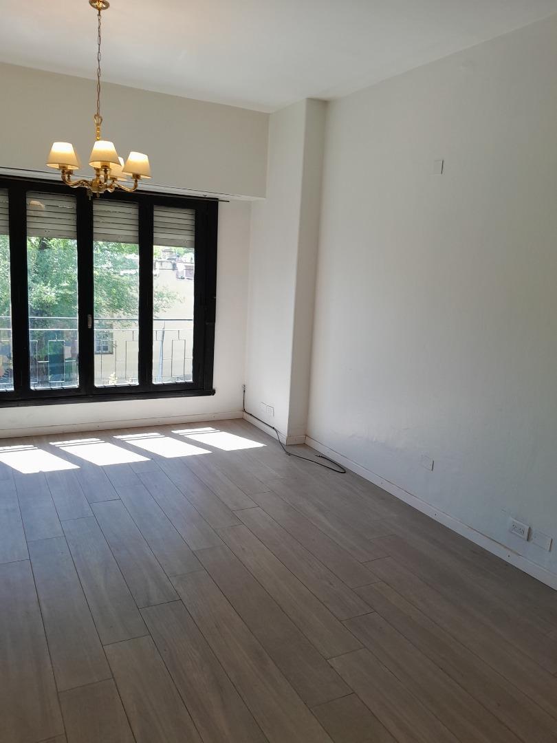 Oficina en Alquiler al Este