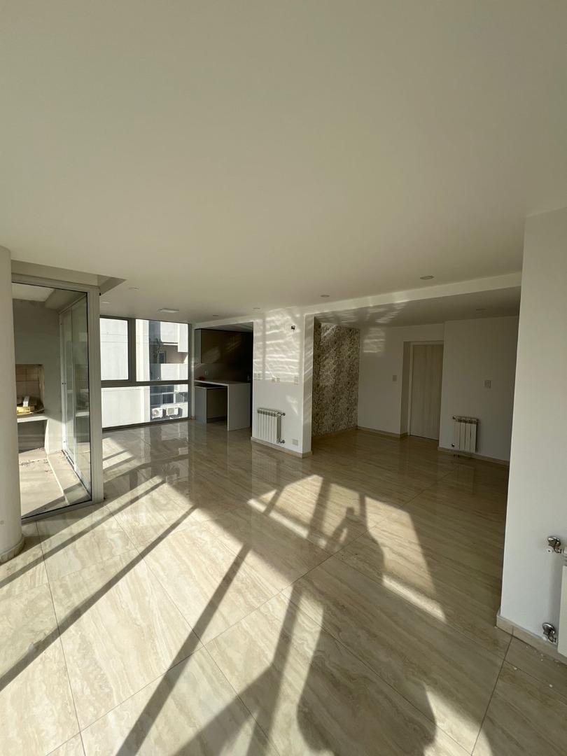 Schweitzer 8821 , Piso 2