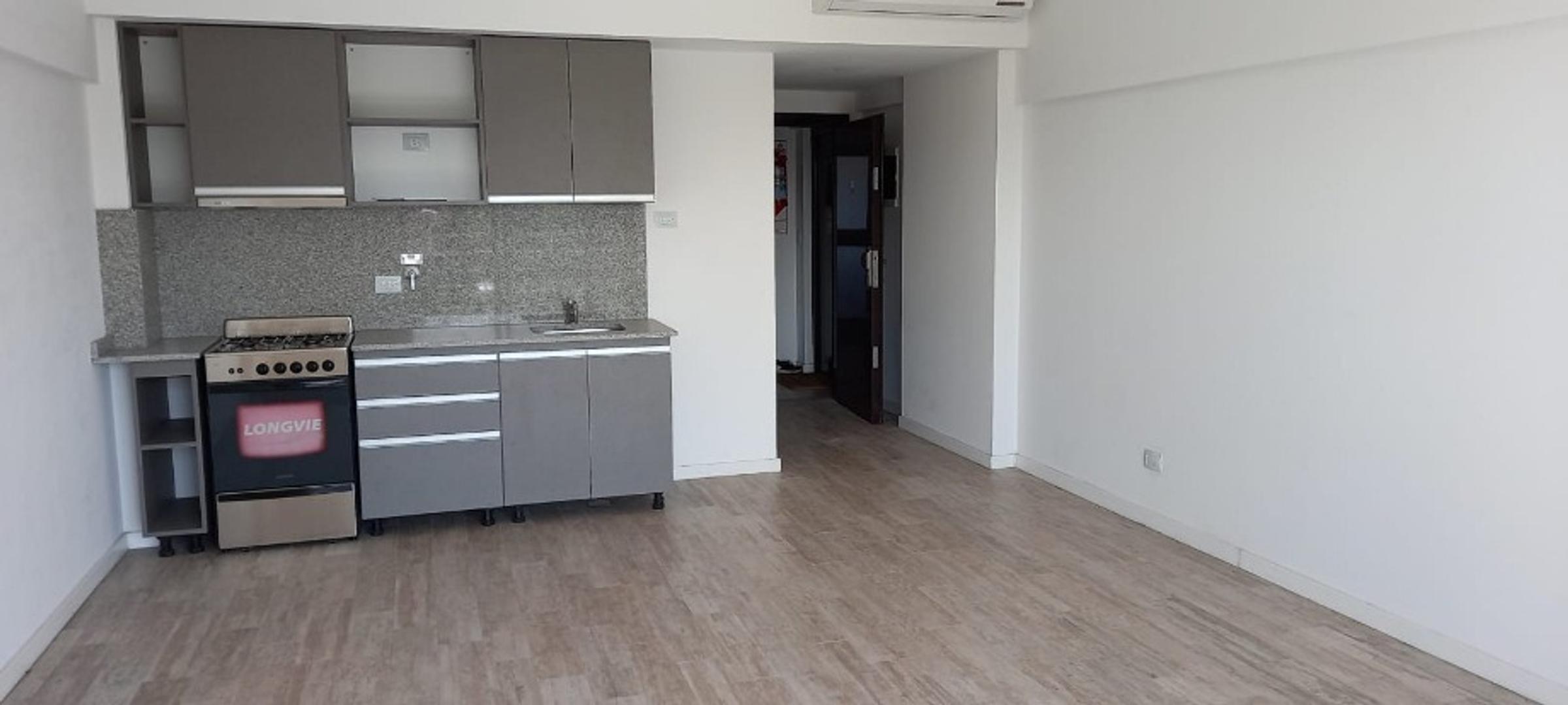 Av. Mitre 4955 , Piso 6b