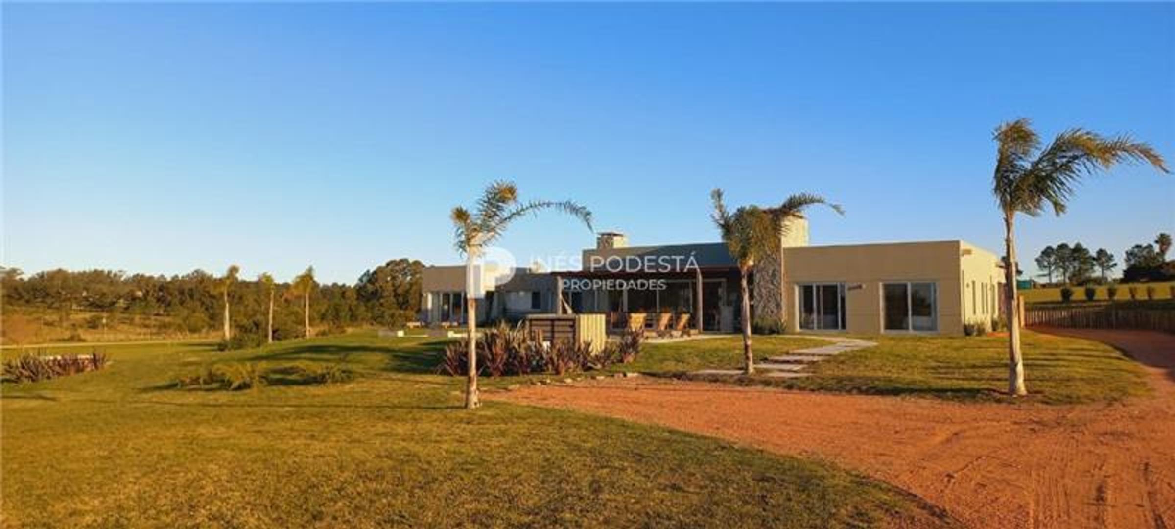 Casa en Alquiler de 4 dormitorios