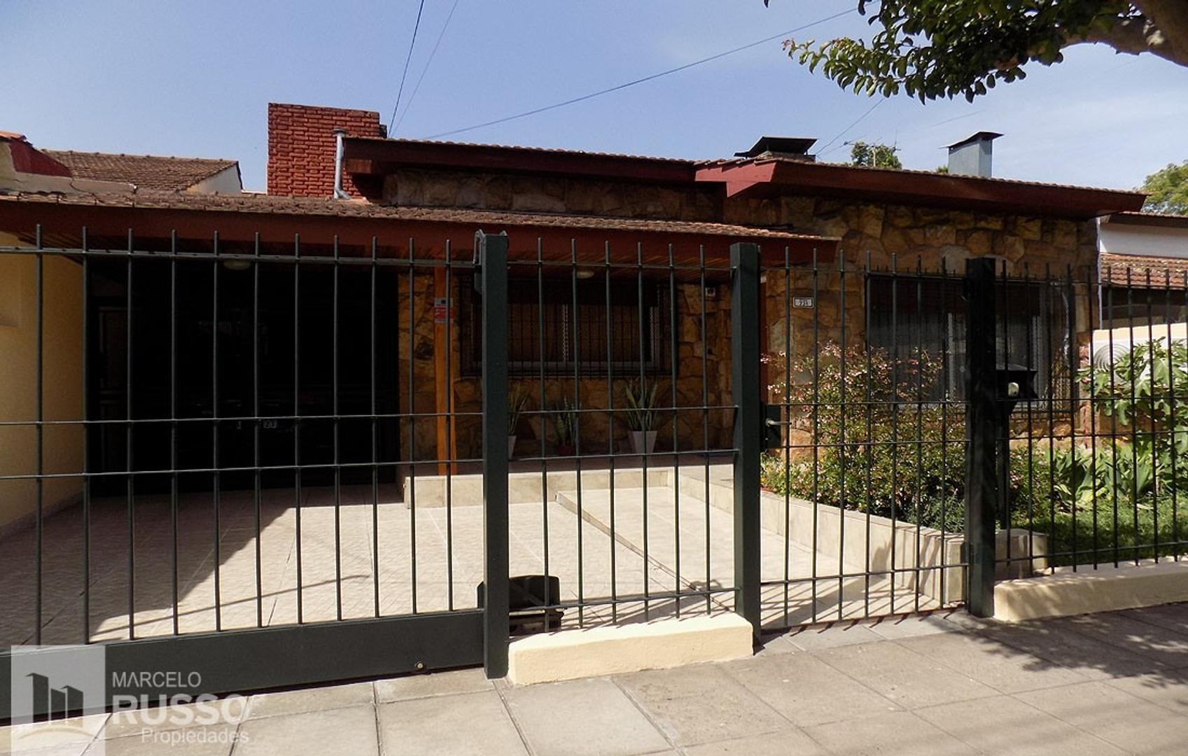 EXCELENTE CHALET 4 AMBIENTES – PQUE. QUIRNO