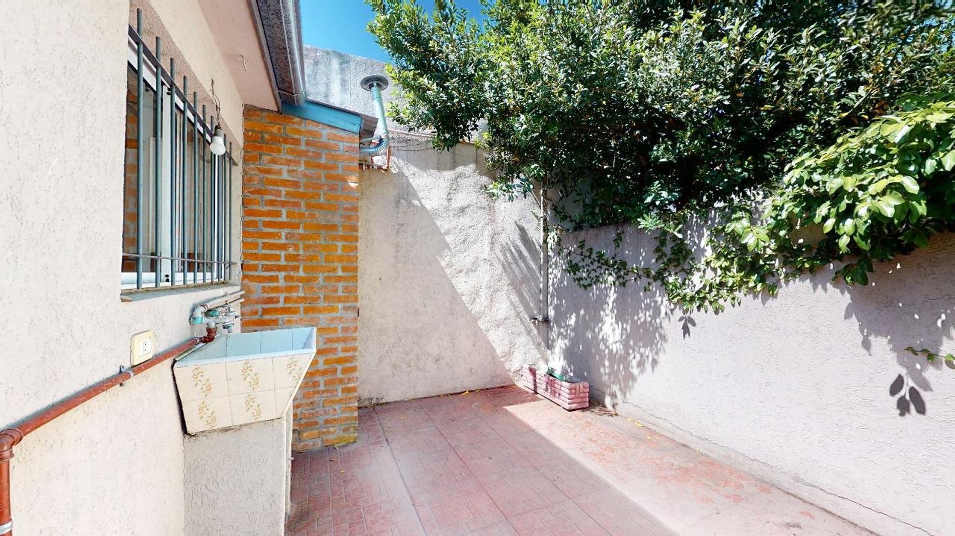 ALQUILER DEPARTAMENTO PH 3 AMBIENTES – MERLO