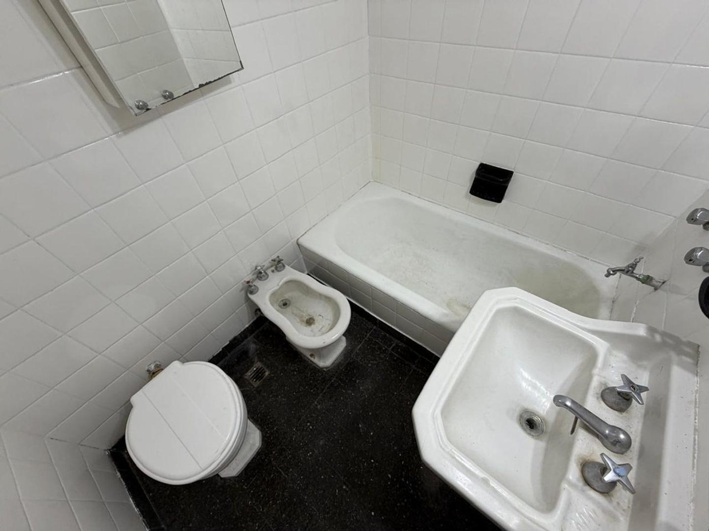 Departamento en Alquiler en Estacion Ferrocarril, $ 850.000