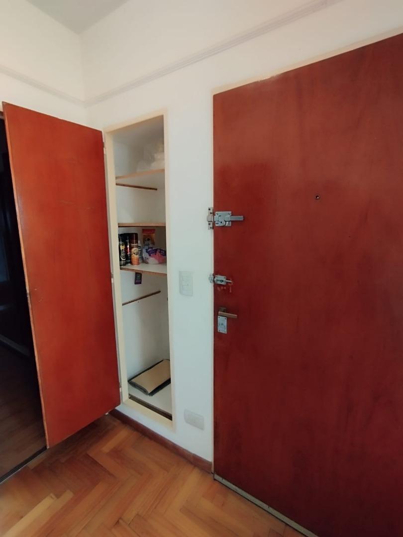 Departamento en Alquiler en Villa Ballester, $ 650.000