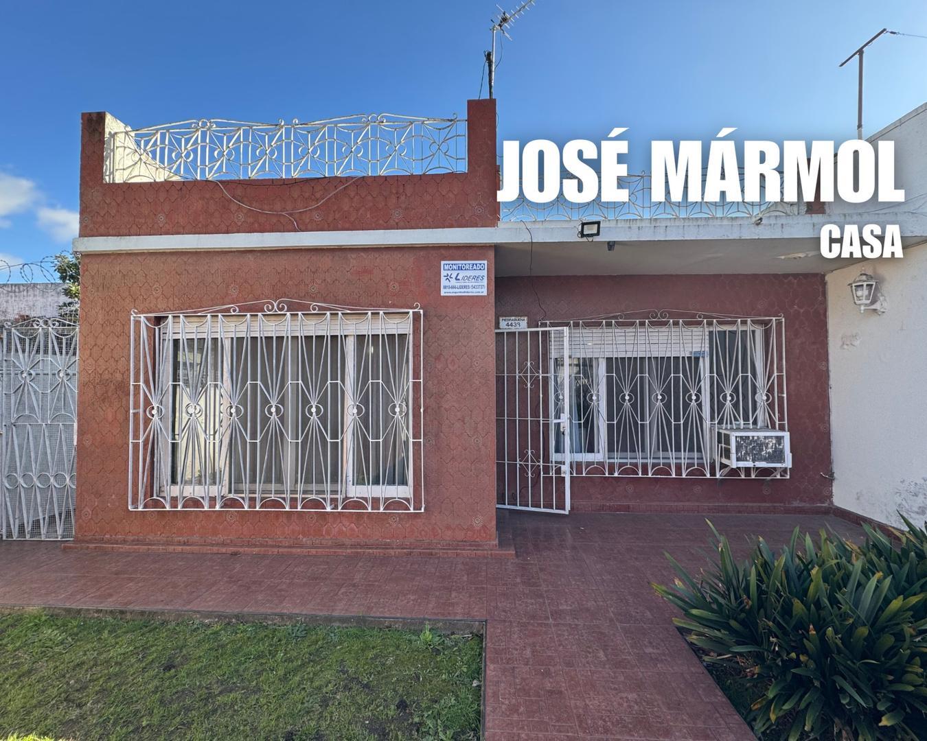 CASA EN VENTA EN JOSÉ MÁRMOL