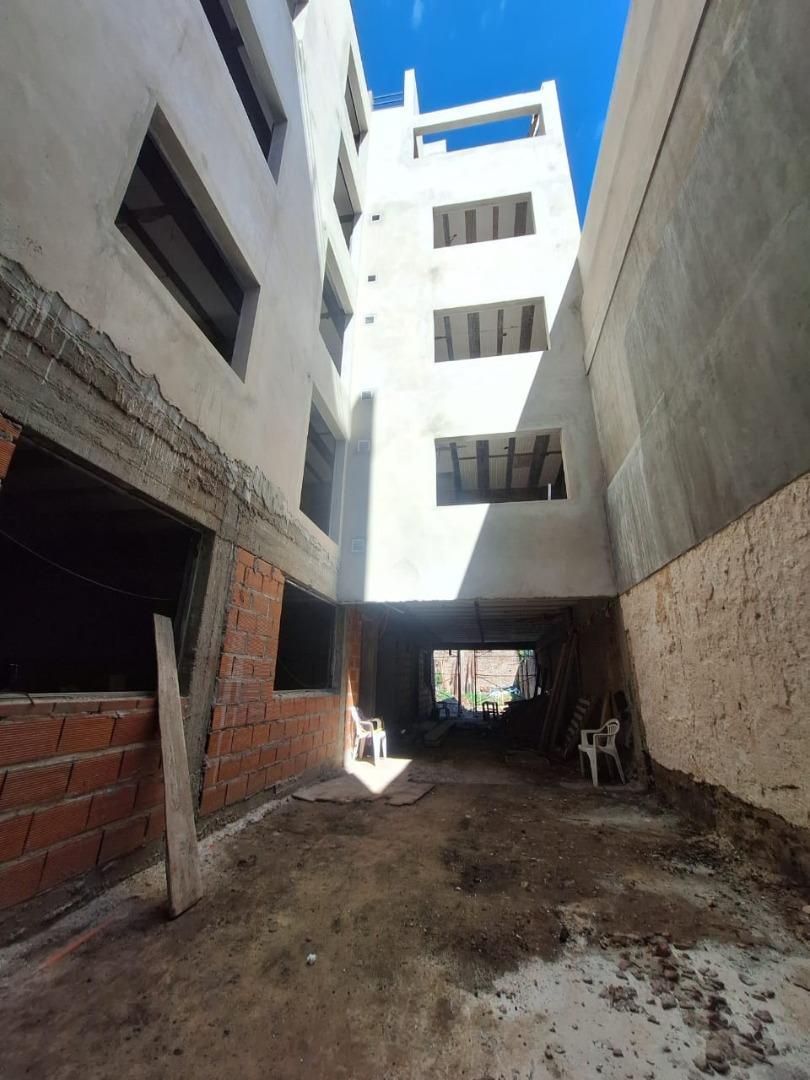 Departamento en Venta en Luis Agote, USD 84.000