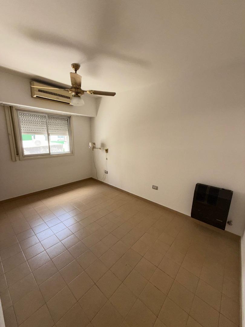 Departamento en Alquiler de 4 ambientes
