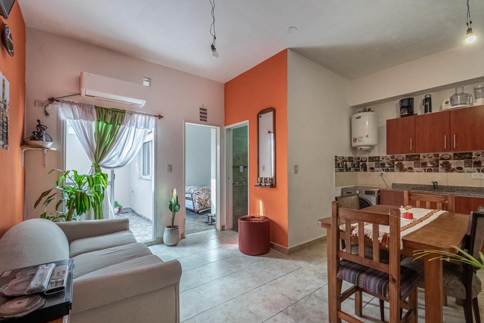 departamento 2 ambientes con patio en Villa Bosch