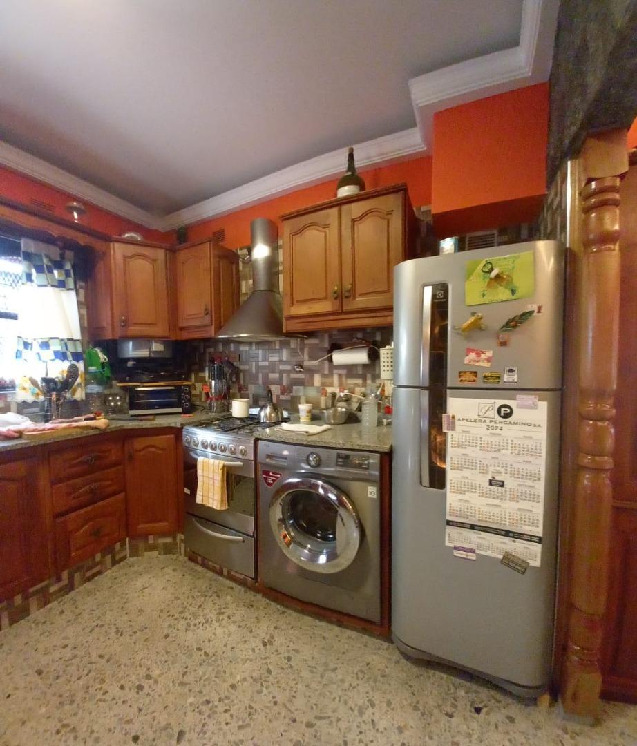 Depto Tipo Casa en Venta en Villa Dominico, USD 78.000